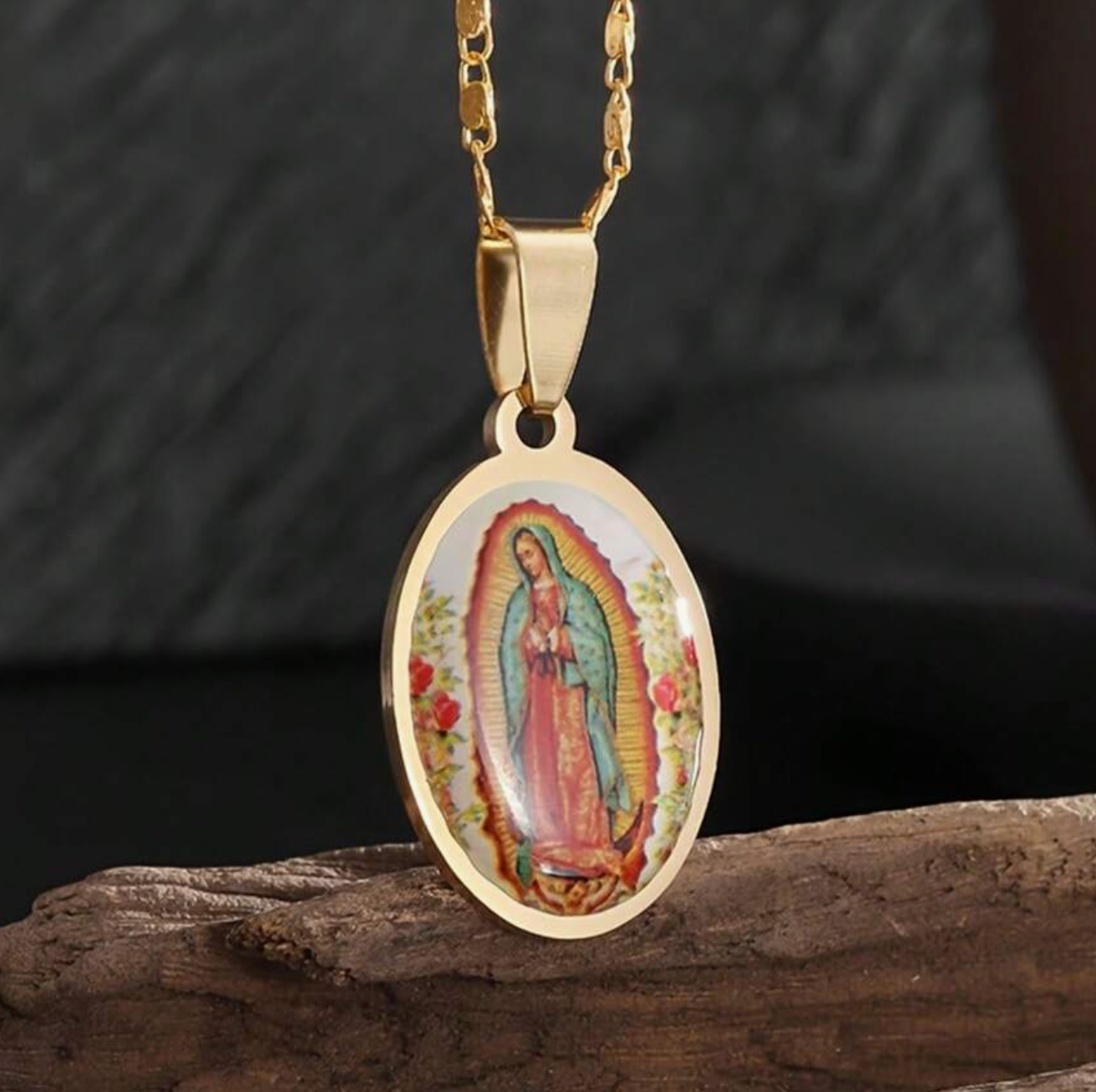 COLGANTE VIRGEN GUADALUPE AC.INOX.